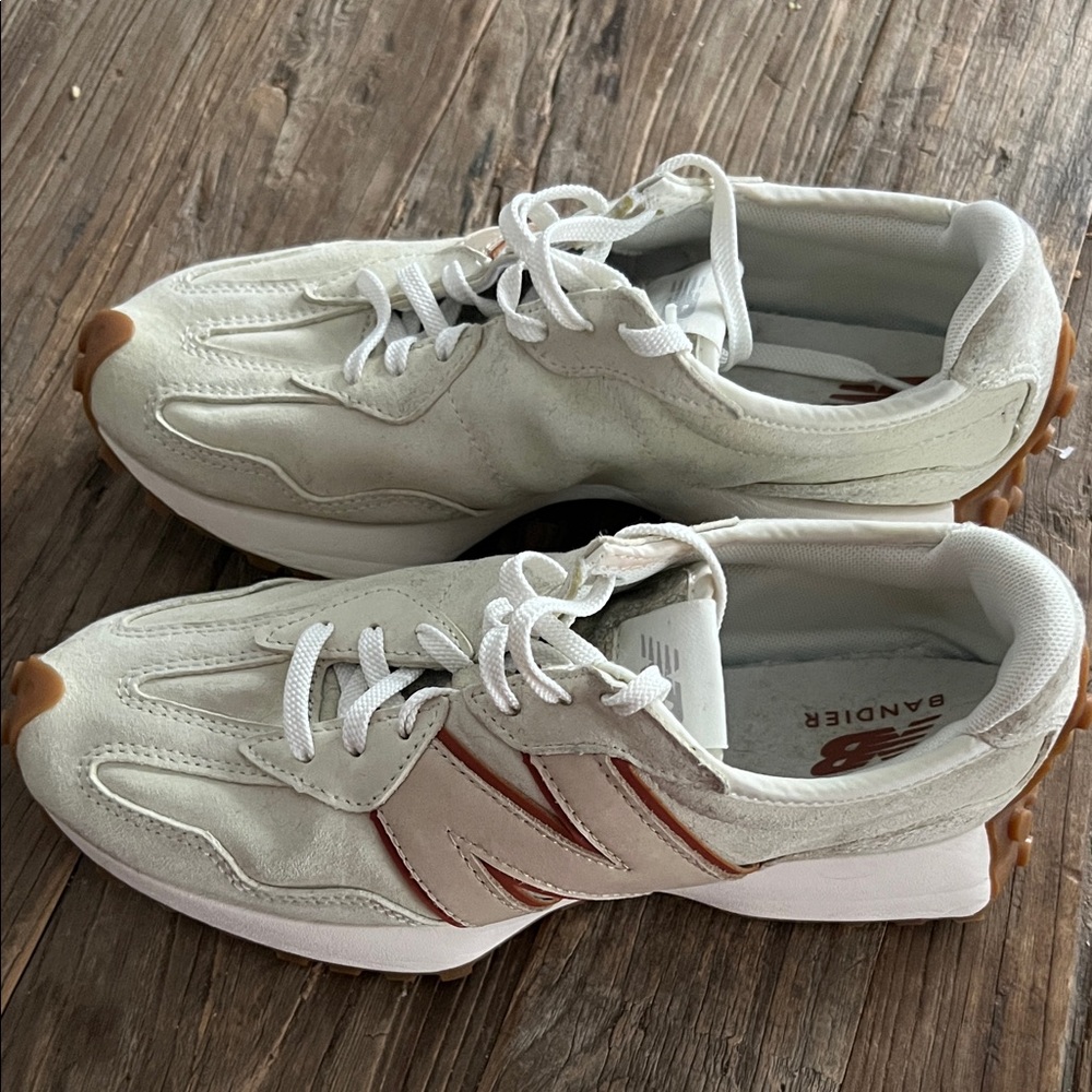 New Balance and Bandier Collab 327 
Cream with camel accents and grey tongue